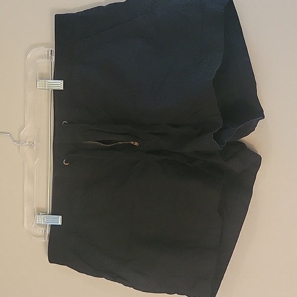 a.n.a Black and Blue Shorts - Picture 5 of 9